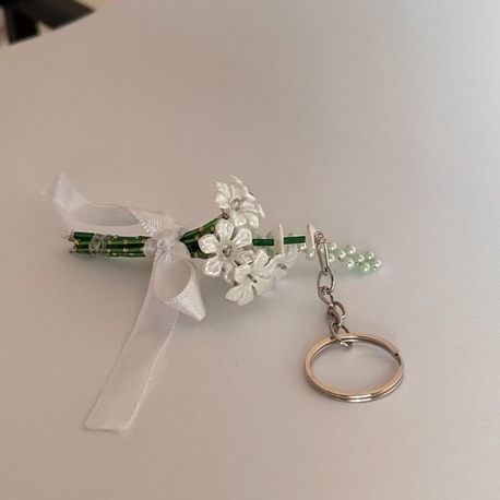 Sakura Buket Anahtarlık - Beyaz