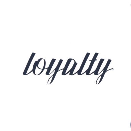 MİNİMAL BOY LOYALTY (SADAKATLE) YAZILI DÖVME 