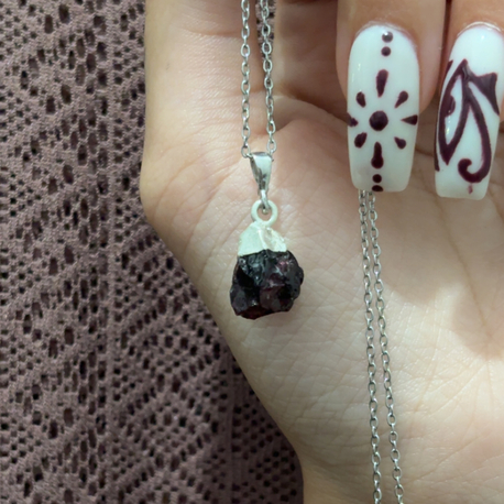 Ham Lal (Garnet) Gümüş Kolye