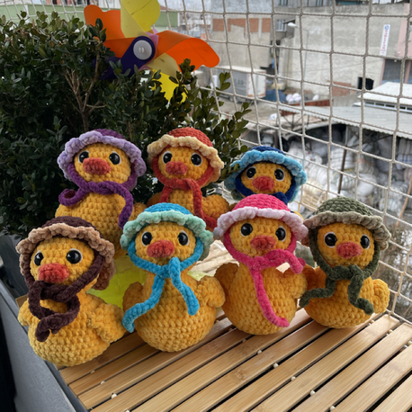 Şapkalı Ördek Amigurumi