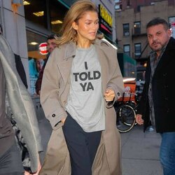 I Told Ya - T-Shirt