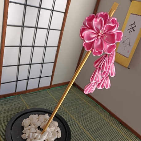 Katmerli Sakura Saç Şişi Pembe