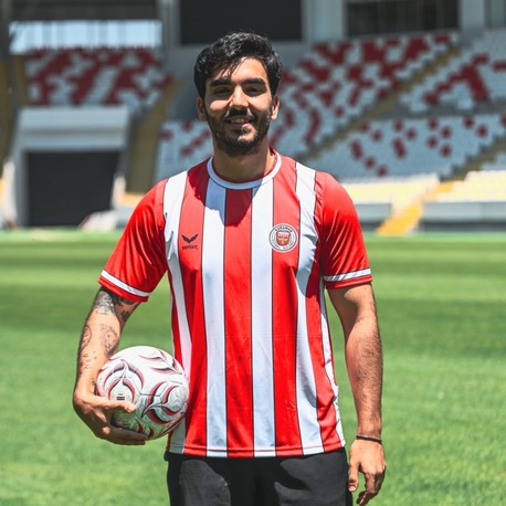 ÖN SATIŞ - Karaman FK 2026 Kırmızı Çubuklu Forma