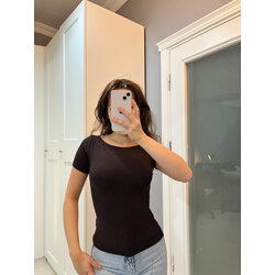 Geniş yaka acı kahve kısa kollu 