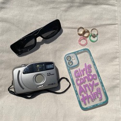 'Girlboss' Telefon kılıfı