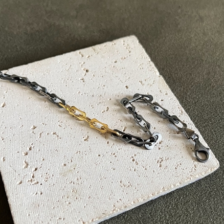 Gold Detaylı Gümüş Bileklik