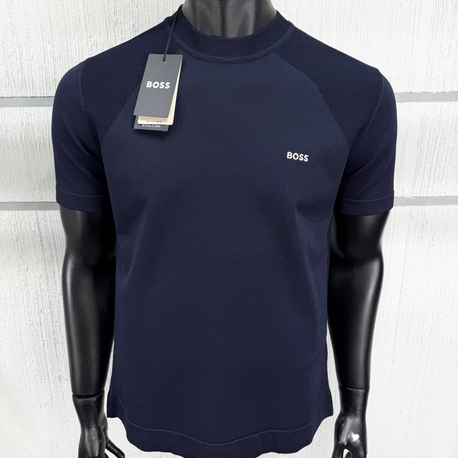 BOSS %100 RAYON KUMAŞ GÖĞÜSTE NAKIŞ DETAYLI