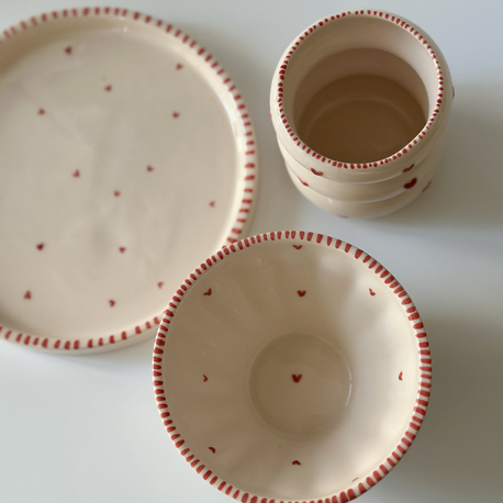 Minik Kalpler Tabak & Bardak & Kase Set 