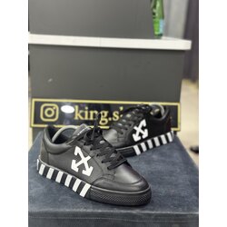 Off Black 