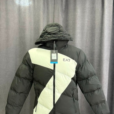 ARMANI MONT 