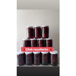 çilek reçeli