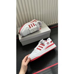 Red  | Adidas Forum Low  