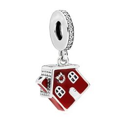 Kırmızı Ev Charm