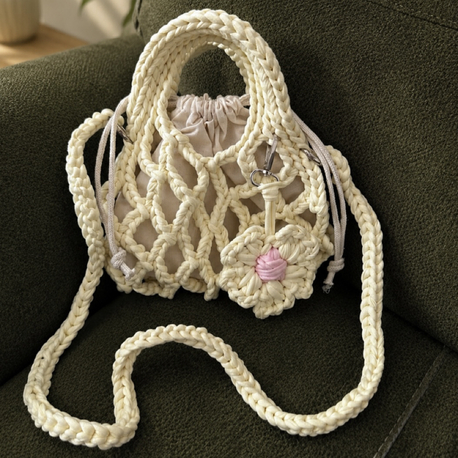 Knitty Butteryellow
