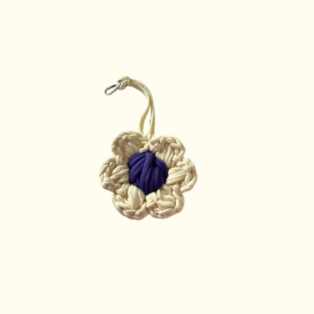 Daisy Charm / Vanilla Grape