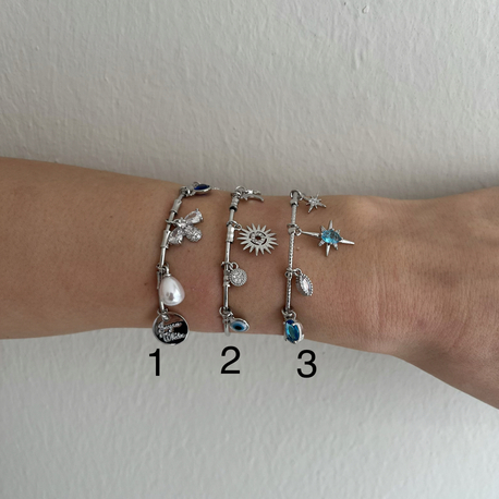 Çoklu Charm Detaylı Kelepçe | Silver