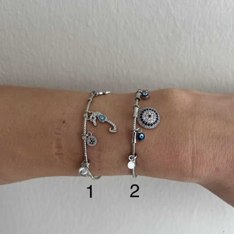 Çoklu Charm Detaylı Kelepçe | Silver