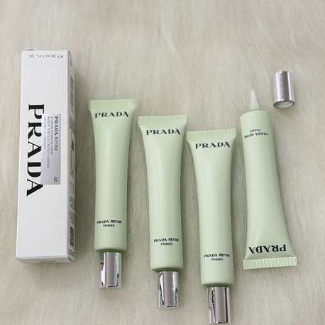 PRADA MAKYAJ BAZI