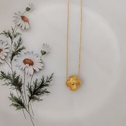 Marka Model Yonca Gold Kolye
