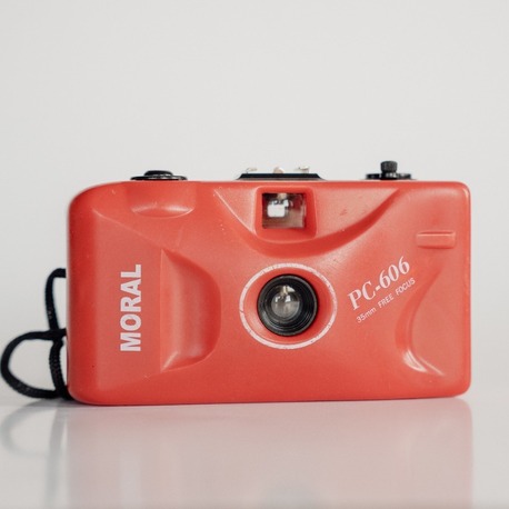Moral PC-606 Analog Fotoğraf Makinesi
