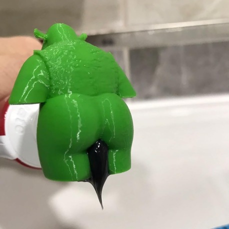 Shrek Diş Macunu Kapağı – Eğlenceli Tasarım