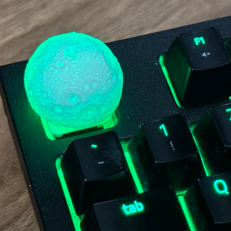 Lunar (Moon) Keycap – 3D Baskı ile Mekanik Klavyene Uzay Teması