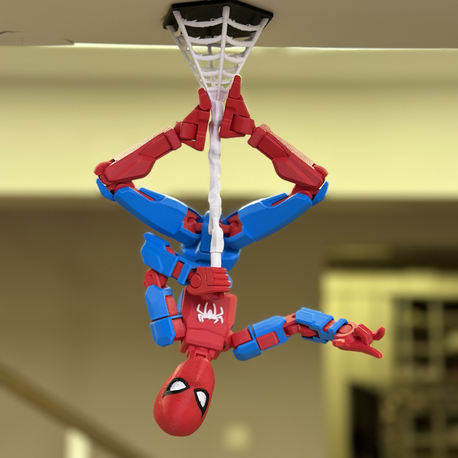 Spider-Man Figürü – Esnek Eklemli Aksiyon Oyuncağı”