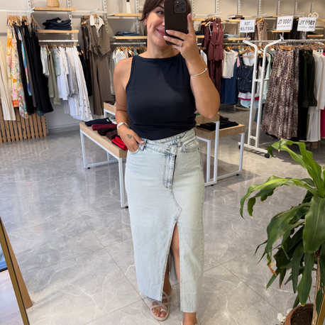 Yırtmaçlı denim etek