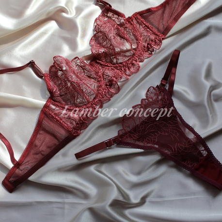 Lady Rose Bra Set