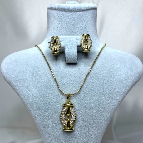 Kolye ve Küpe SET