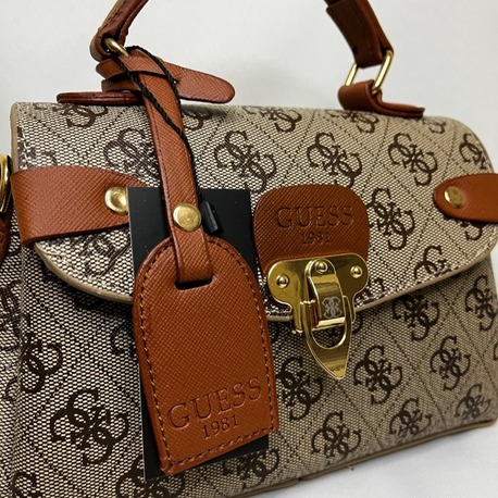 Guess Model Çanta
