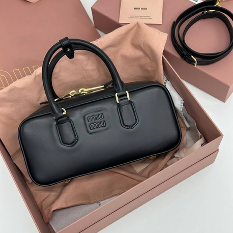 Mıu Mıu Beau Black