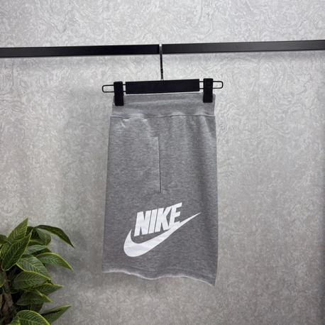 Sportswear Alumni French Terry Short Gri