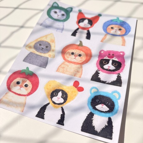Kostümlü Kedi Sticker Seti