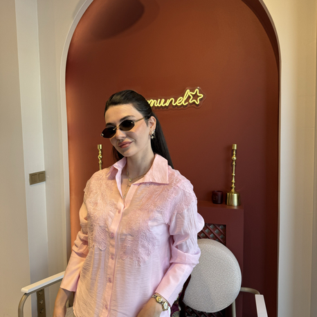 Pembe 3d çiçekli tül gömlek 
