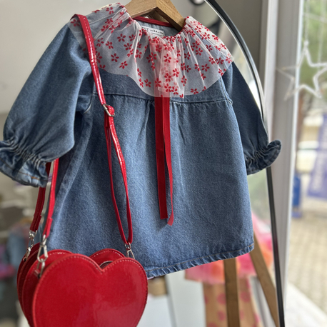 Denim tül yakalı elbise 
