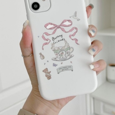 Bunny Friends Delight Case ✨