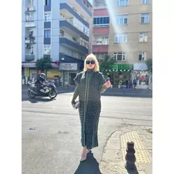 Siyah çizgi desenli elbiseli hırka triko takım haki