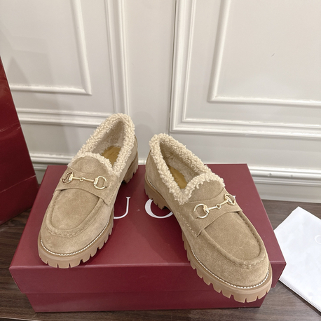 Gucci Kadın Kürk Astarlı Tokalı Loafer