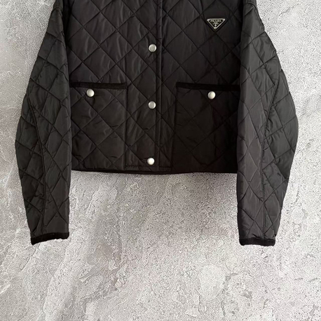 Prada Kapitone Mont