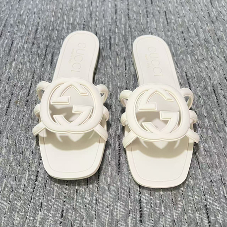 Interlocking G slide Terlik