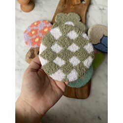 Dama