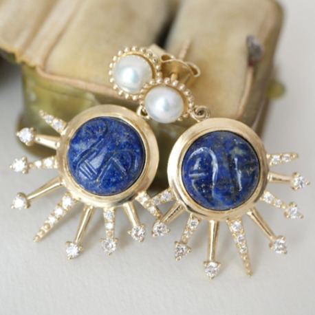 8 Ayar Altın Ay Yüzlü Lapis Lazuli, Pırlanta ve İnci Detaylı Küpe - Luna Kiss Koleksiyonu