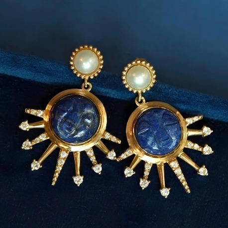 8 Ayar Altın Ay Yüzlü Lapis Lazuli, Pırlanta ve İnci Detaylı Küpe - Luna Kiss Koleksiyonu