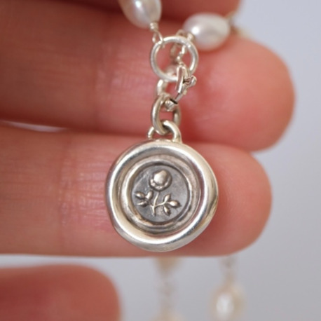 Victorian Fob Mühürden Gül Motifli Gümüş Kolye