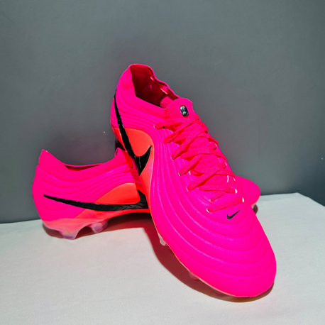 Adidas tiempo