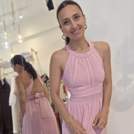 Kadın, Boyundan Düğmeli, Sırtı Lastikli ve Bağlamalı, Yırtmaçlı, Pembe Uzun Elbise