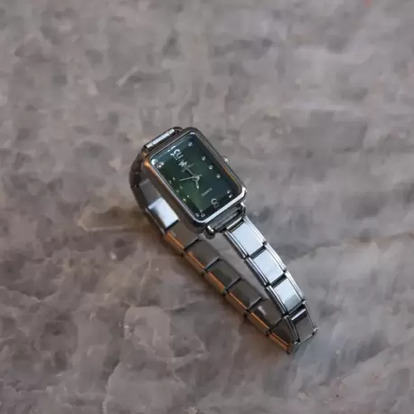 Nomi Luxe Green Kare Kadranlı Çelik Kadın Saat
