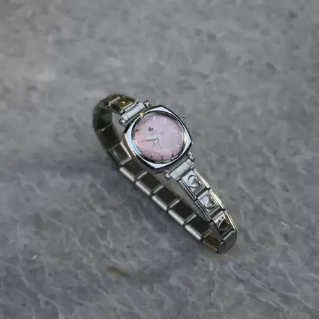 Çelik Silver Kalpli Nomi Charm Pembe Kadın Saat