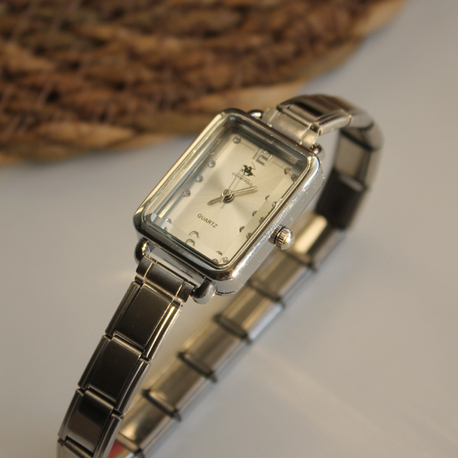 Nomi Luxe Silver Kare Kadranlı Çelik Kadın Saat